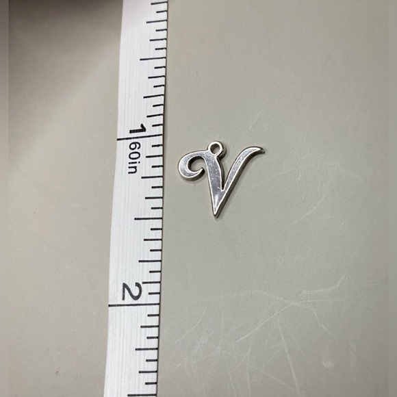 JAMES AVERY Initial V Charm; Sterling Silver; Stamped; Untouched; NEW. - Picture 4 of 5
